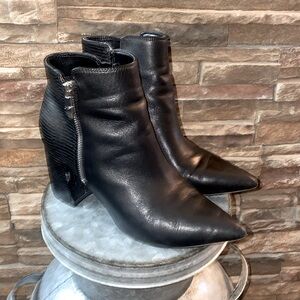 Marc Fisher Chunky Heel Ankle Boots Size 9
